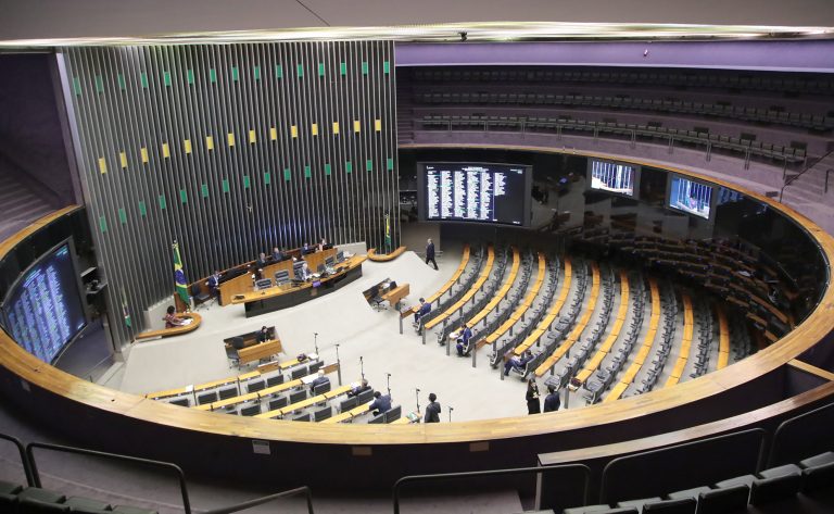 Conselho de Ética analisa instauração de processos contra deputados – Notícias