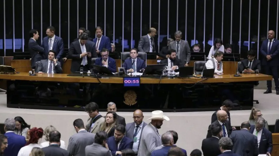 Delegados da PF alertam sobre riscos da PEC da Blindagem