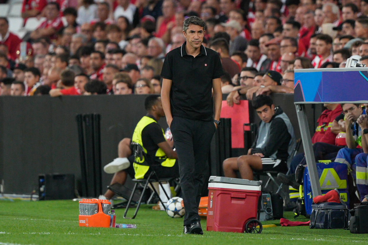 Ex-Botafogo, Bruno Lage é demitido do Benfica após derrota na Liga dos Campeões