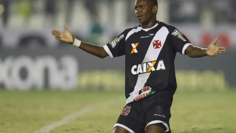 Ex-Vasco Yago Moreira é preso novamente por tráfico de drogas no ES