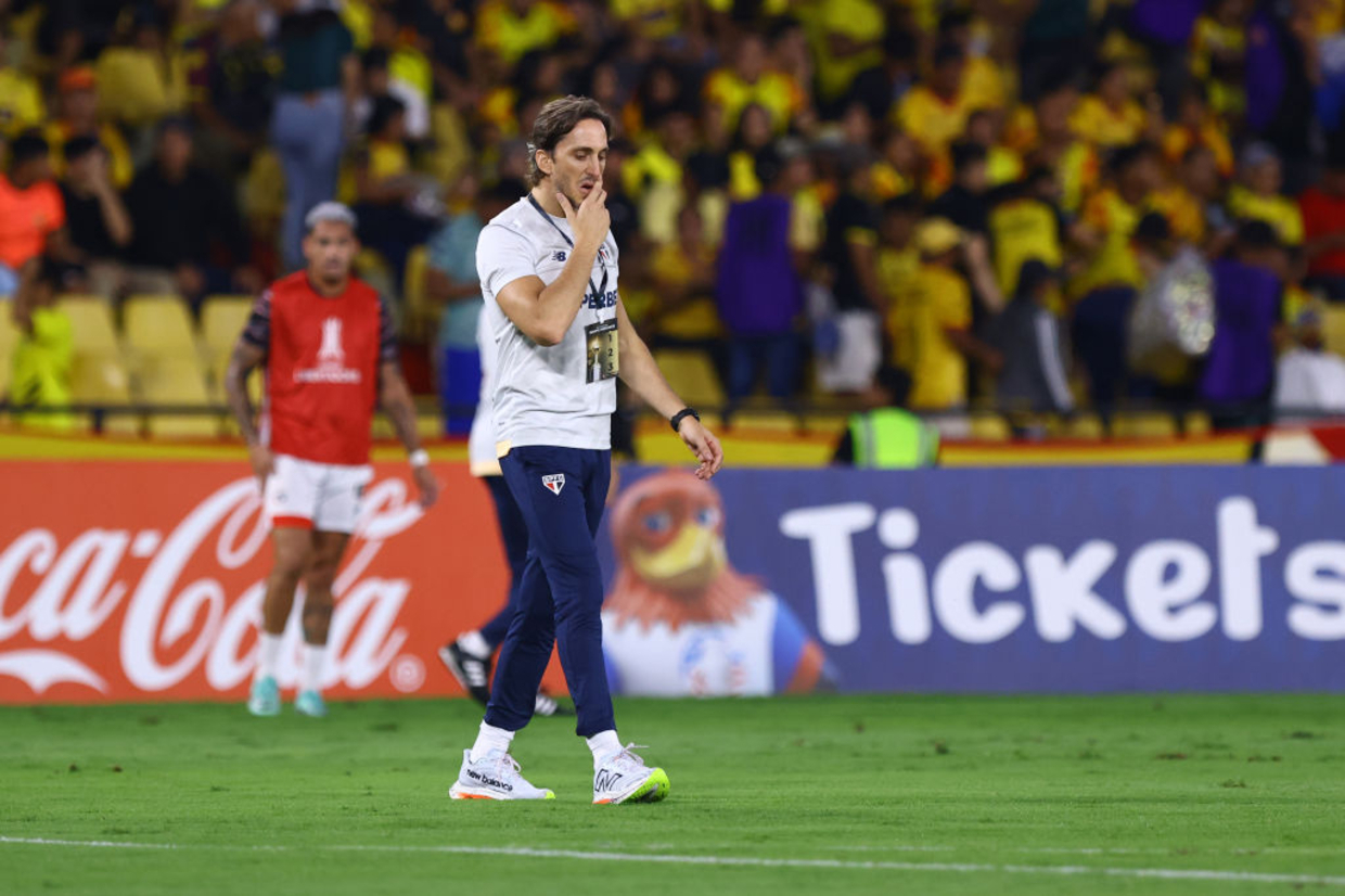 Inter define o alvo para substituir Roger Machado e inicia negociações com Luis Zubeldía