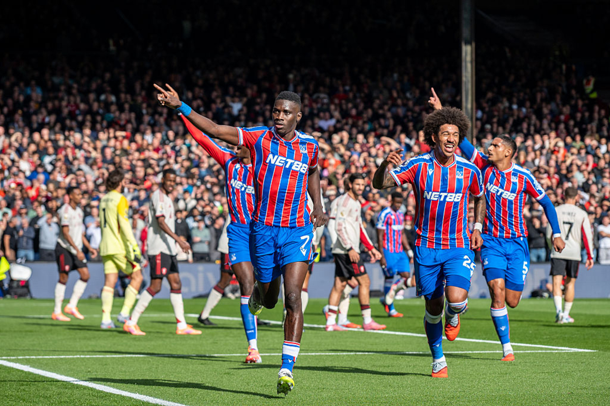No duelo de invictos, Crystal Palace derruba o Liverpool