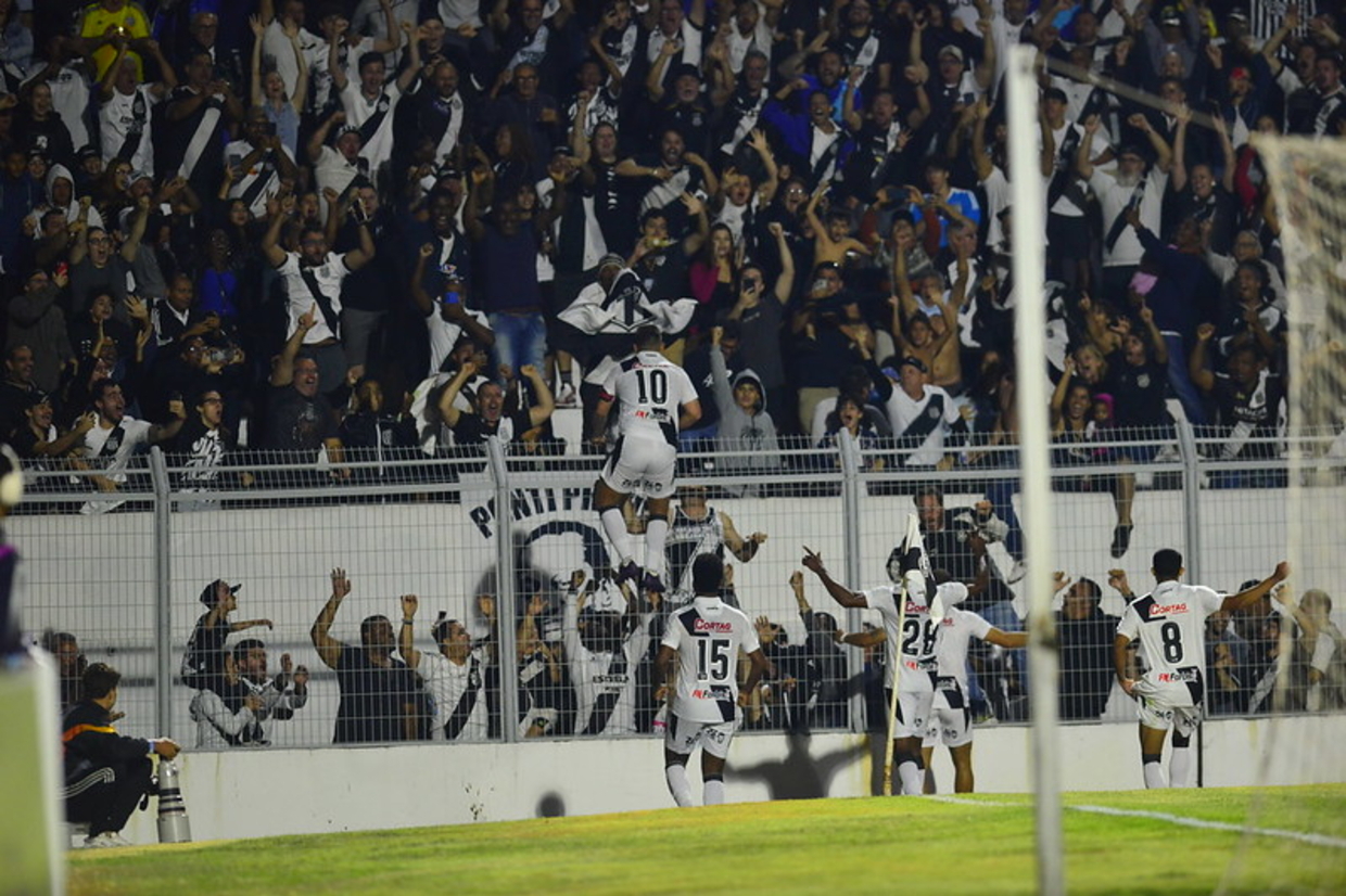 O grupo dos empates e Ponte sobrando: Série C entra na reta final na luta pelo acesso