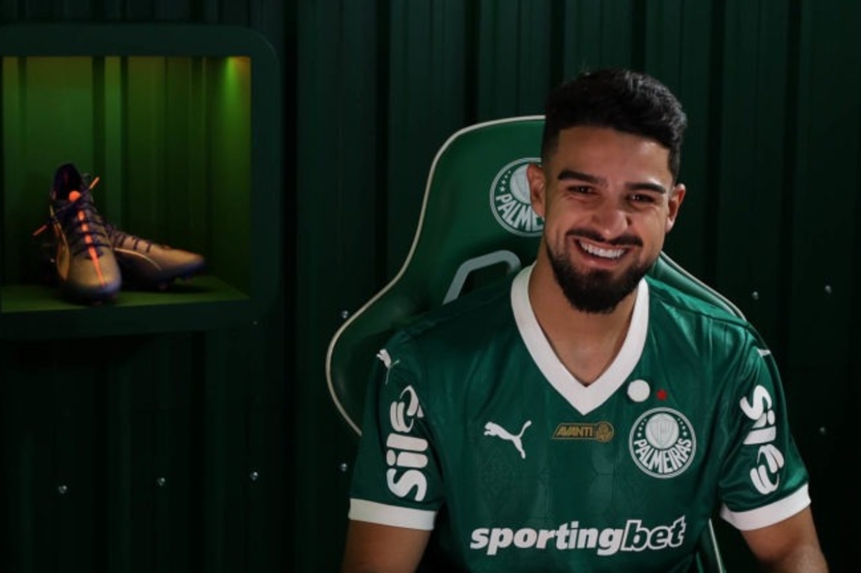 Palmeiras confirma renovação do artilheiro Flaco López