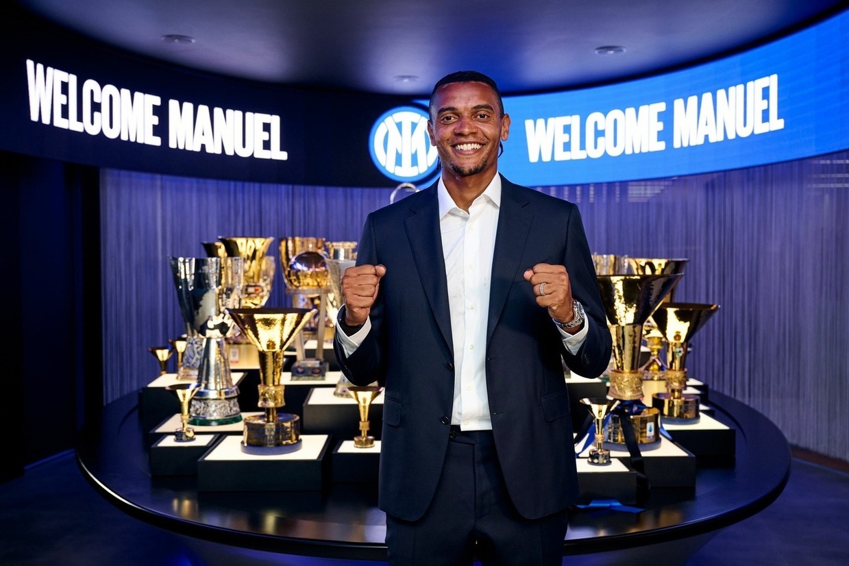 Segue vestindo azul… Akanji troca o City pela Internazionale