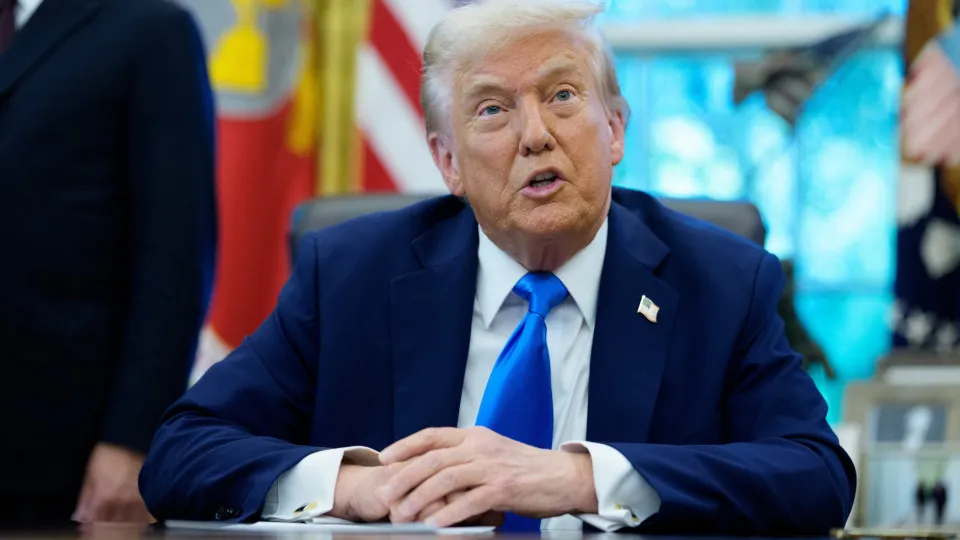 Trump pede ao Supremo autorização para revogar proteção de 300 mil venezuelanos