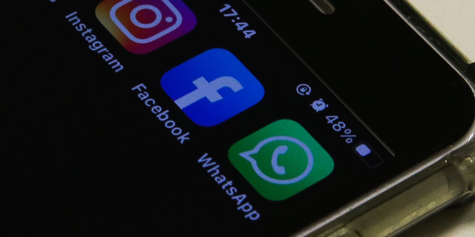 AGU pede que redes sociais removam desinformação sobre CNU 2025