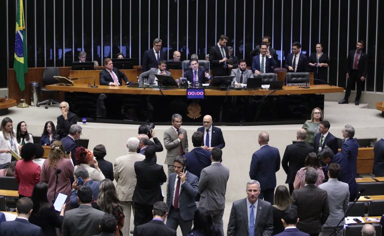Câmara aprova aumento de pena para crimes sexuais contra vulneráveis; acompanhe – Notícias