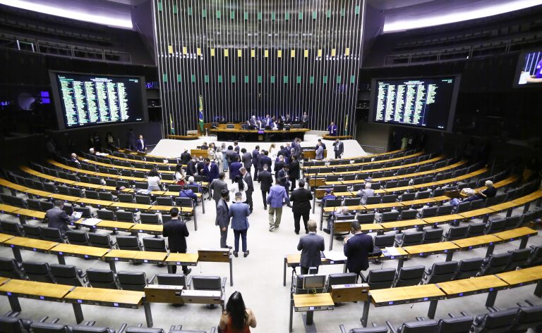 Câmara aprova despacho gratuito de bagagem de até 23 kg em voos; acompanhe – Notícias