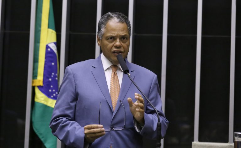 Câmara aprova em 2º turno PEC que regulamenta aposentadoria dos agentes de saúde e de combate a endemias – Notícias