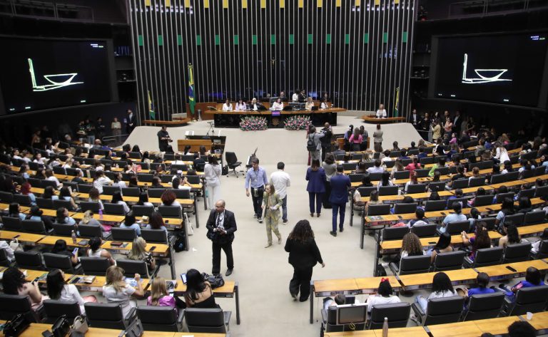 Câmara vota nesta terça-feira projetos sobre educação e proteção à infância – Notícias