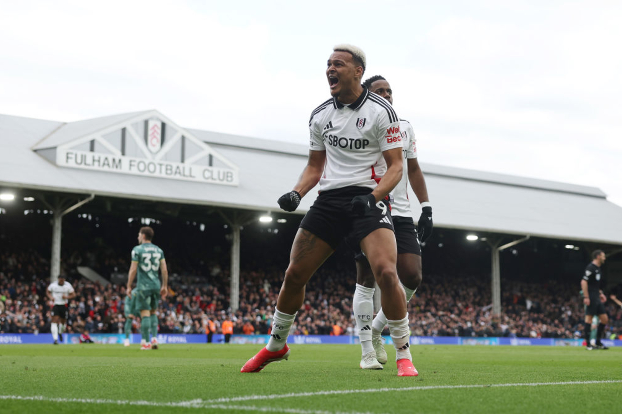 Fulham renova com o brasileiro Rodrigo Muniz até 2030