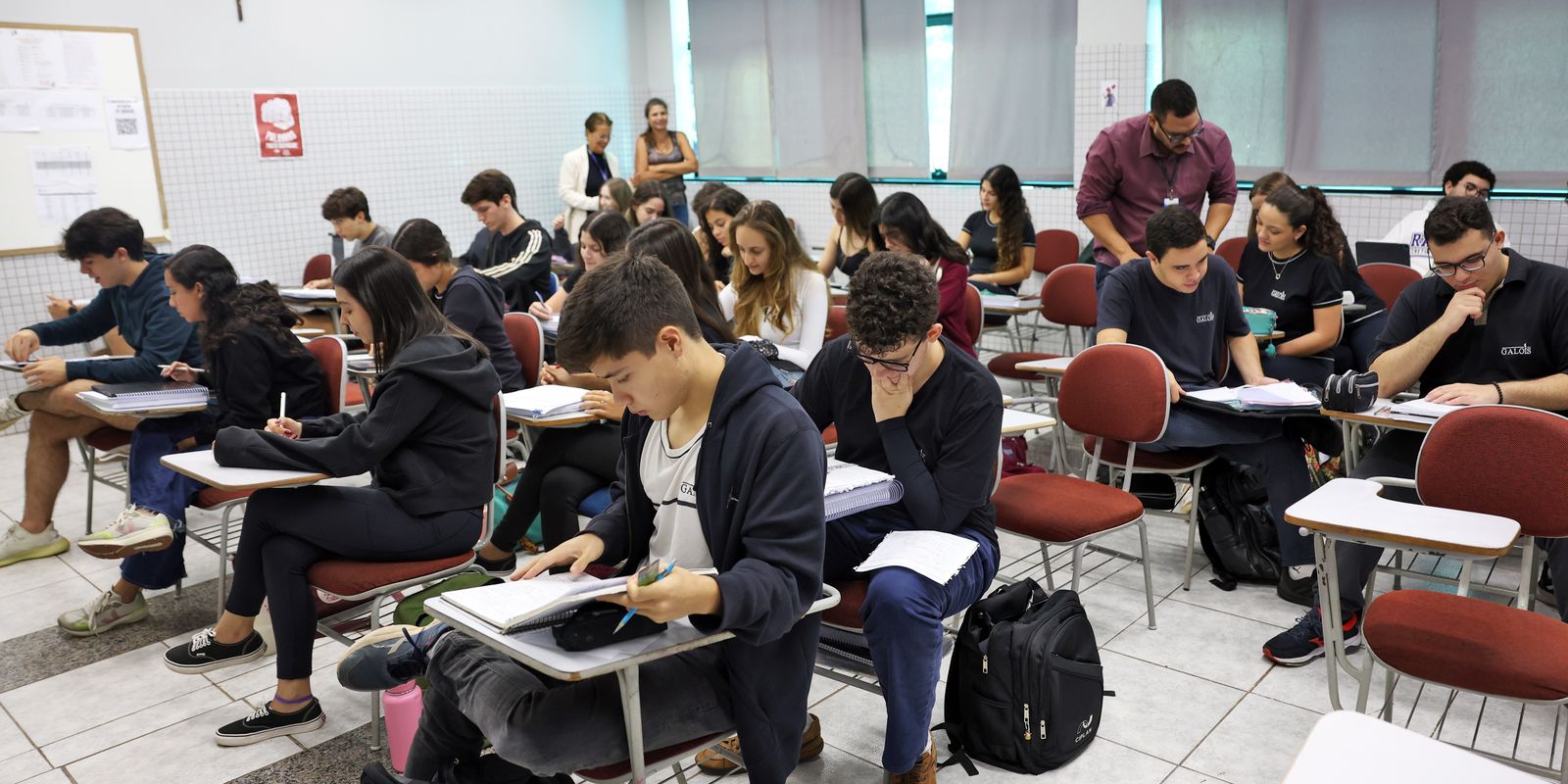 Governo de SP quer mudar forma de distribuir recursos para a educação