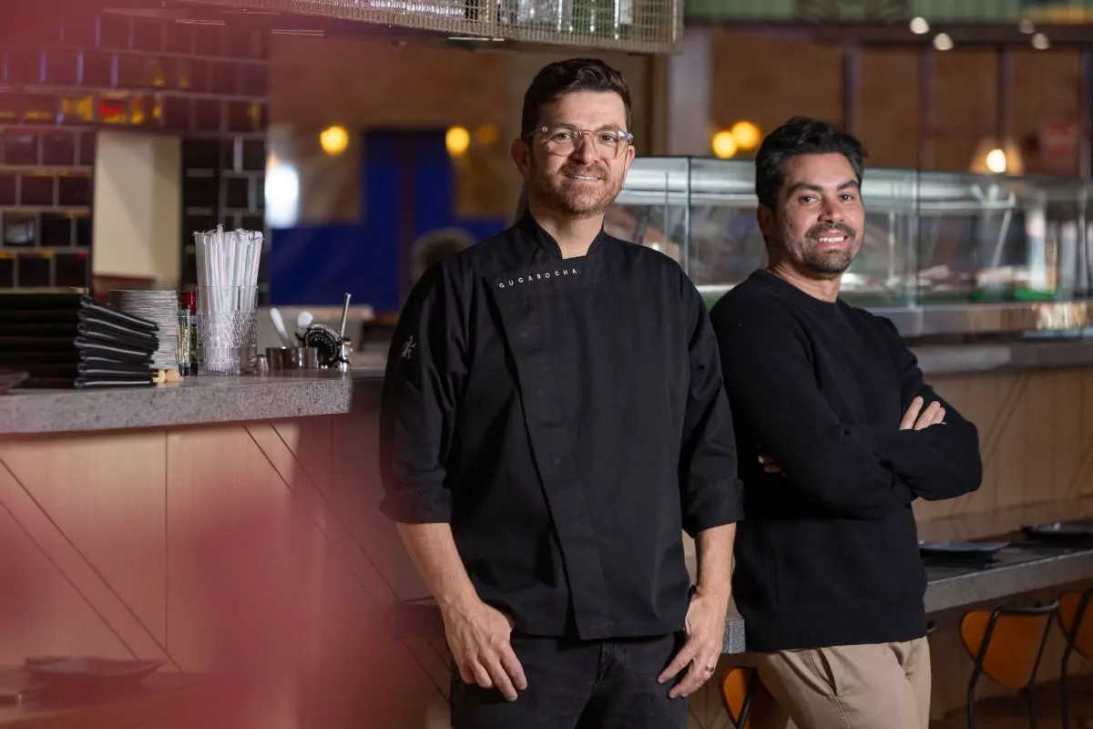 Guga Rocha, chef e apresentador da Record, inaugura restaurante
