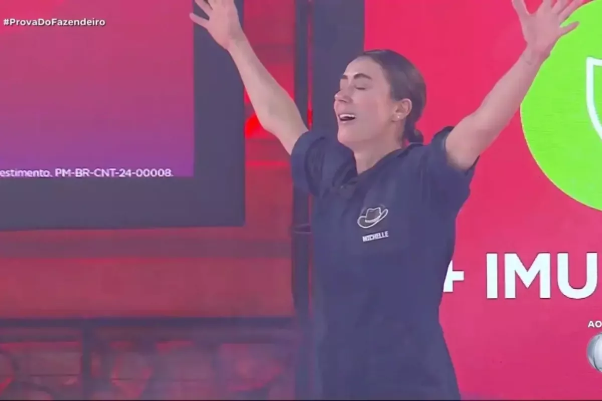 Michelle Barros assume chapéu e escapa da Roça