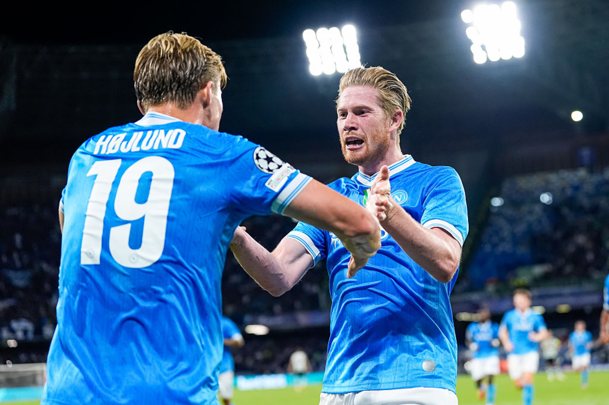 Na primeira noite como garçom do Napoli, De Bruyne se isola como maior assistente da Champions na década