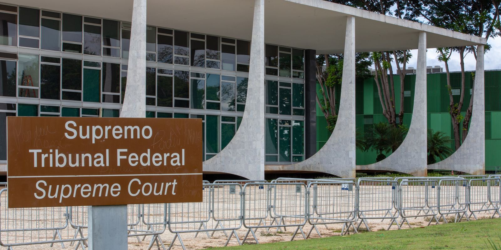 STF reconhece fim da ação penal do golpe para Mauro Cid
