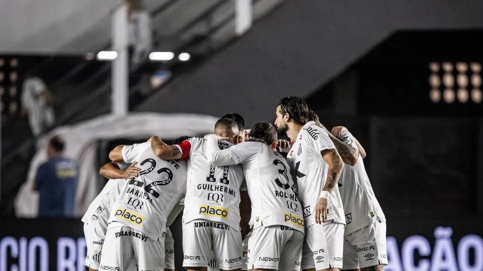 Santos se reapresenta, mas quatro jogadores ficam foram dos planos de Cuca