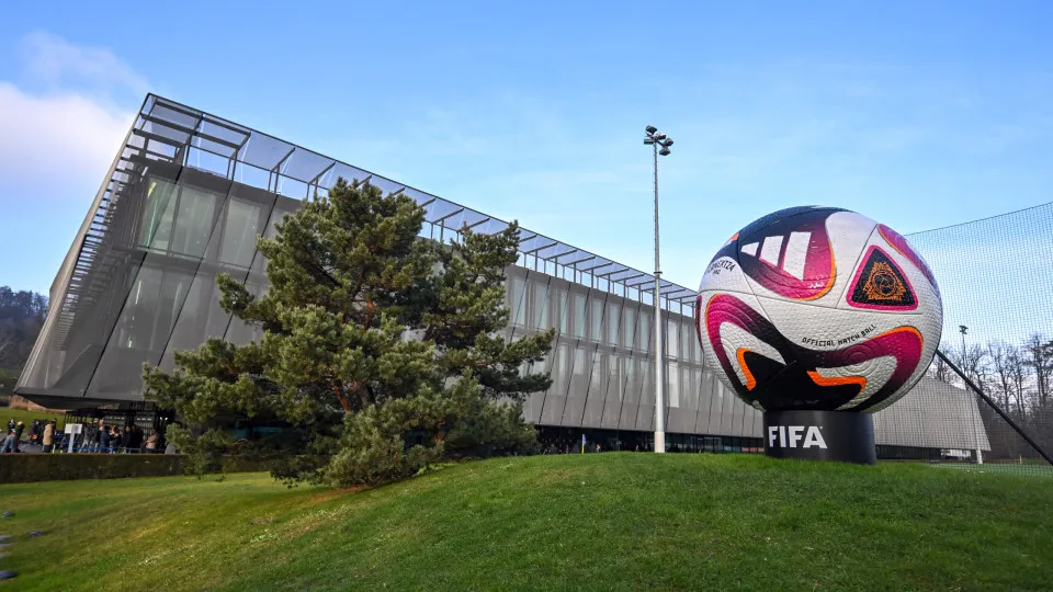 Sorteio raro e ‘preços exorbitantes’ afastam brasileiros da Copa-2026