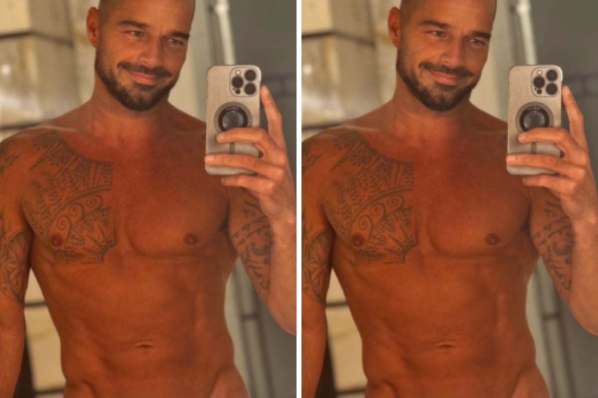 Uepa! Ricky Martin surpreende com nude em frente ao espelho