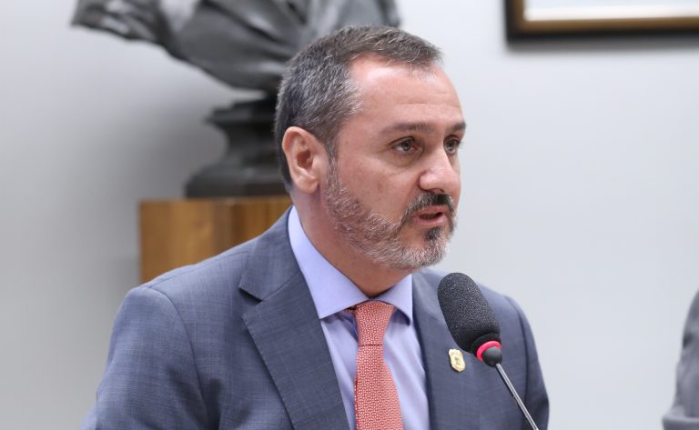 Base do governo e oposição divergem sobre PEC da Segurança Pública – Notícias