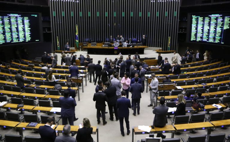 Câmara aprova atualização de norma internacional sobre dano por poluição de óleo – Notícias