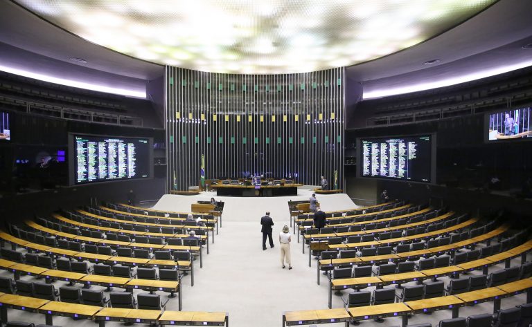 Câmara aprova cadastro sobre pessoas com deficiência para subsidiar políticas públicas de saúde; acompanhe – Notícias