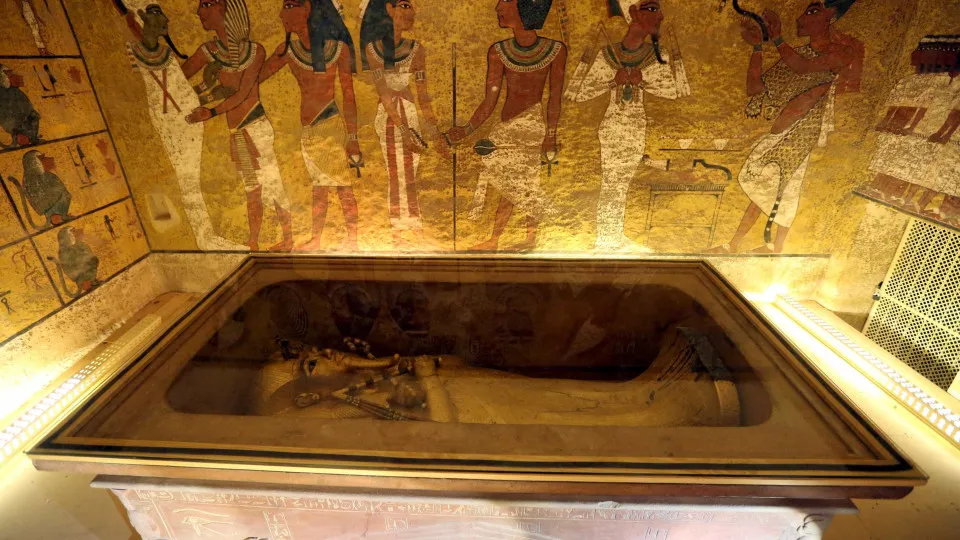 Com 3.300 anos, tumba de faraó mais famosa do Egito está desmoronando
