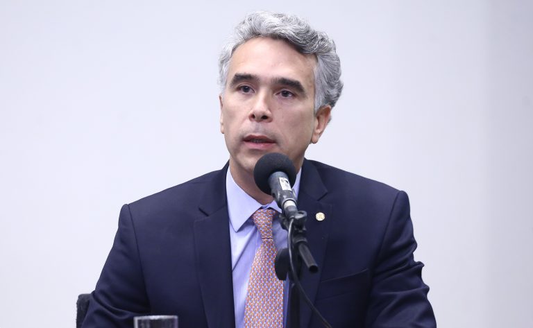 Comissão aprova atualização do ECA sobre educação obrigatória e gratuita prevista na Constituição – Notícias