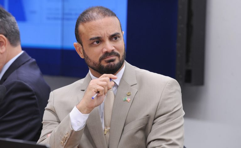Comissão aprova criação de bolsa-desempenho para profissionais da segurança pública – Notícias