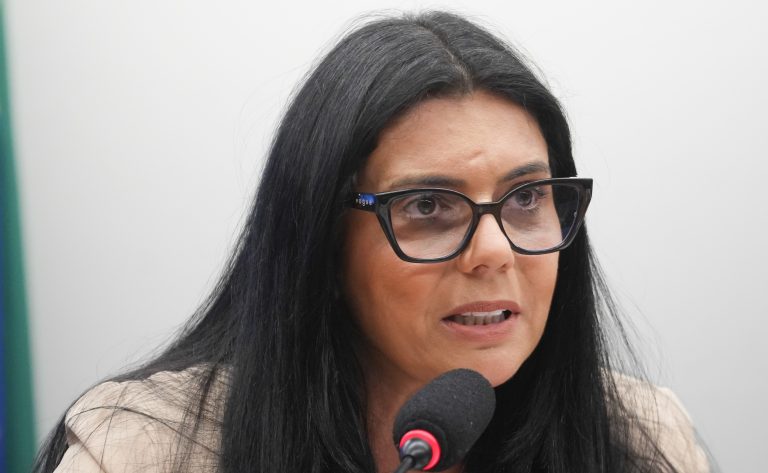 Comissão aprova projeto que dificulta a progressão de regime de condenados por feminicídio – Notícias