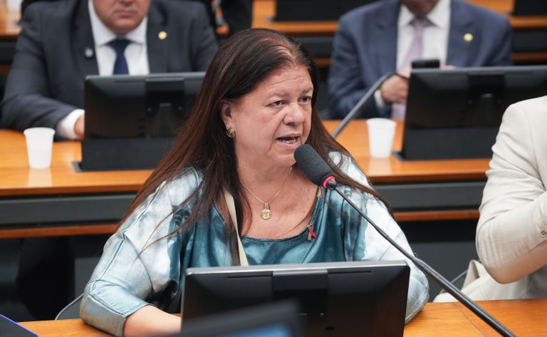 Comissão aprova uso de tecnologias da informação contra transtornos cognitivos em pessoas idosas – Notícias