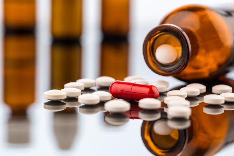 Comissão debate falsificações e adulterações de produtos para saúde – Notícias