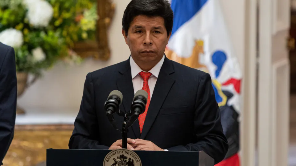 Ex-presidente do Peru é condenado a mais de 11 anos de prisão por tentativa de autogolpe