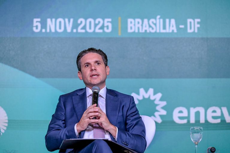 Motta reafirma compromisso de buscar a eficiência do setor elétrico, em conjunto com o Senado – Notícias