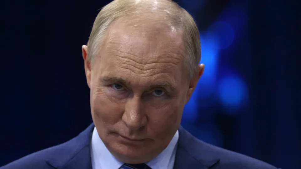 Putin troca tanques por motos em nova tática contra Ucrânia