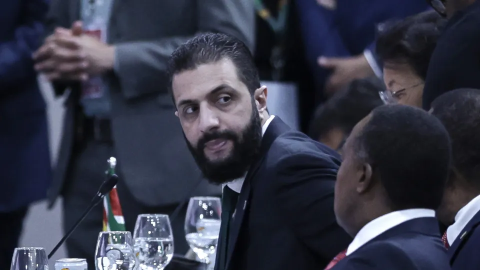 Síria adere a coligação para derrotar o Daesh após reunião na Casa Branca