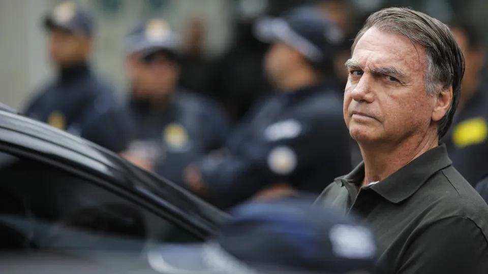 Urgente: Bolsonaro é preso pela Polícia Federal em Brasília