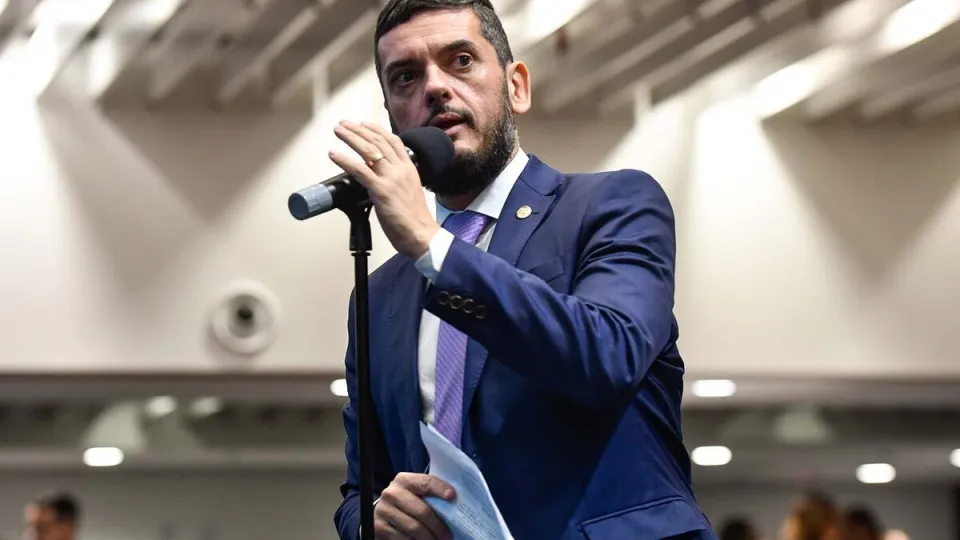 Alerj se reúne nesta segunda para decidir sobre prisão do presidente da Casa, Rodrigo Bacellar