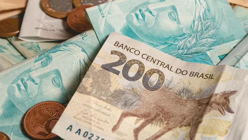 Brasil tem mais milionários que Suécia e Noruega, diz banco