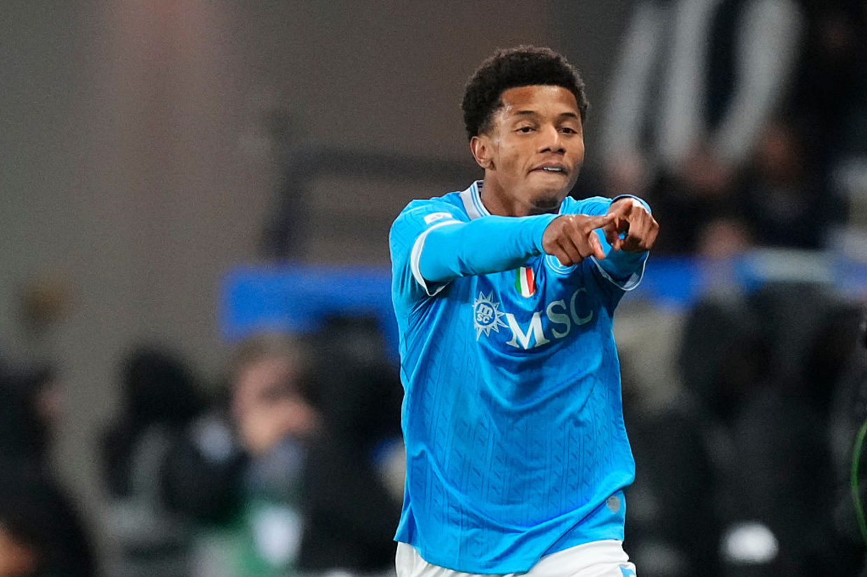 David Neres vira protagonista do Napoli no fim de 2025