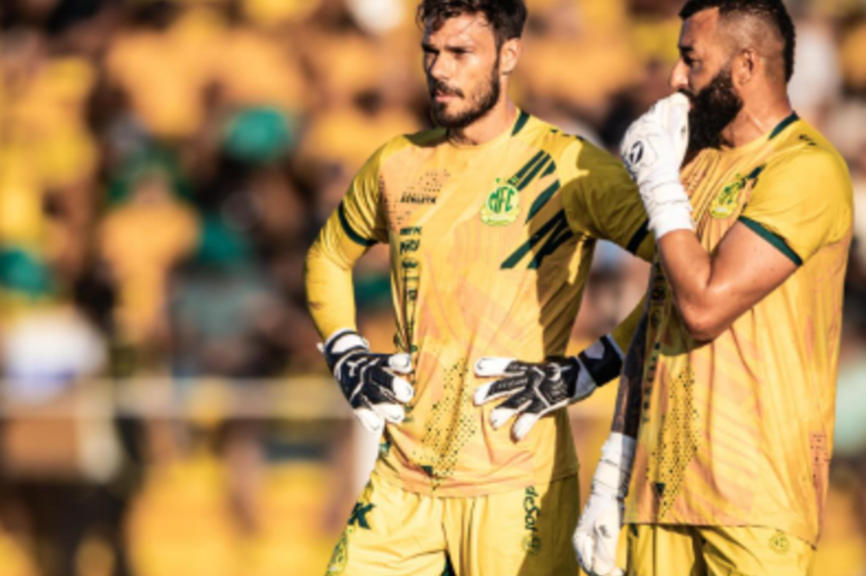 Depois de Walter, Mirassol renova com seus outros dois goleiros
