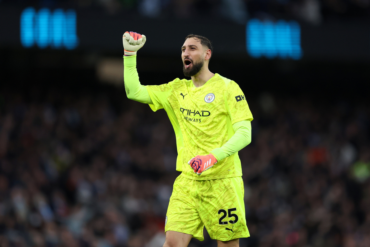 Donnarumma e Hampton vencem prêmio de Melhores Goleiros de 2025