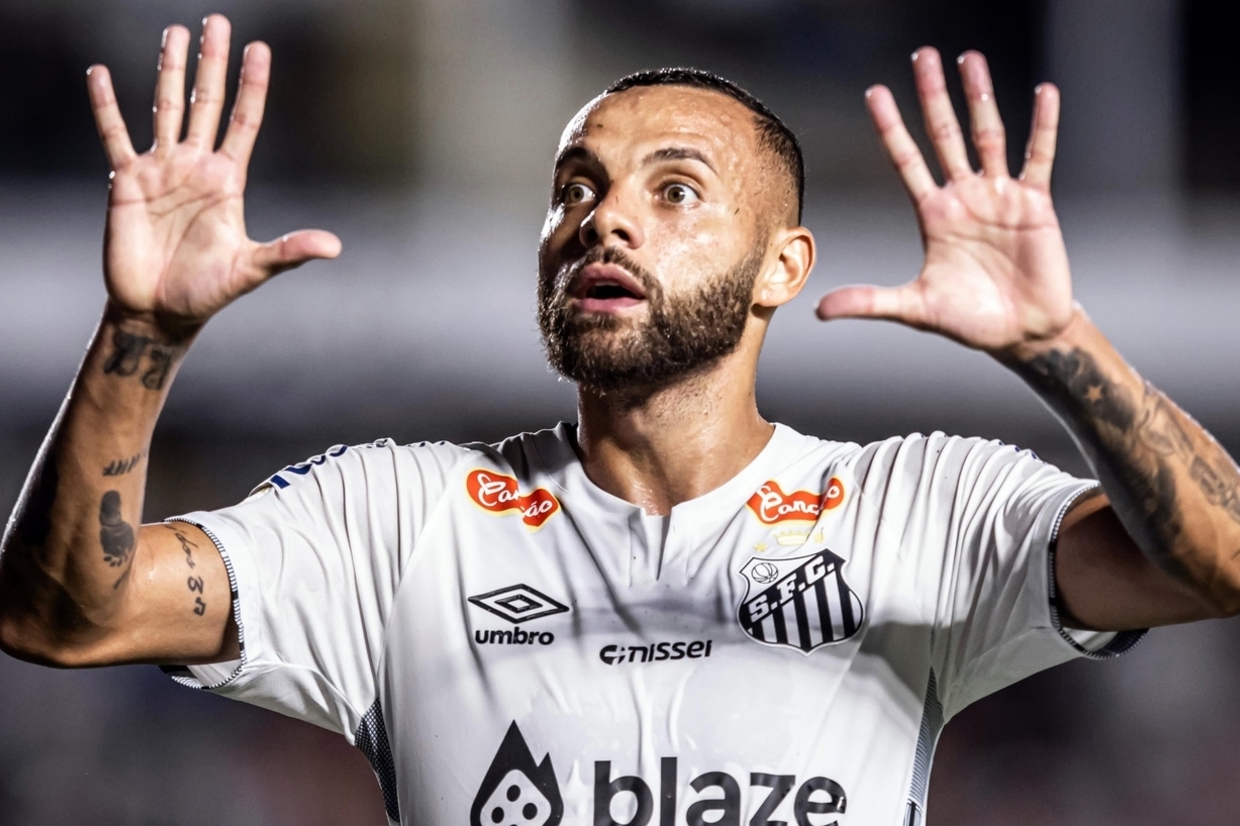 Guilherme encaminha transferência para o Houston Dynamo