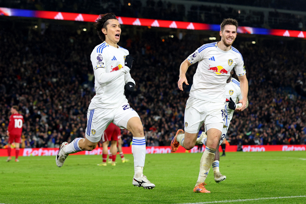 Leeds arranca empate contra o Liverpool em jogo eletrizante de seis gols