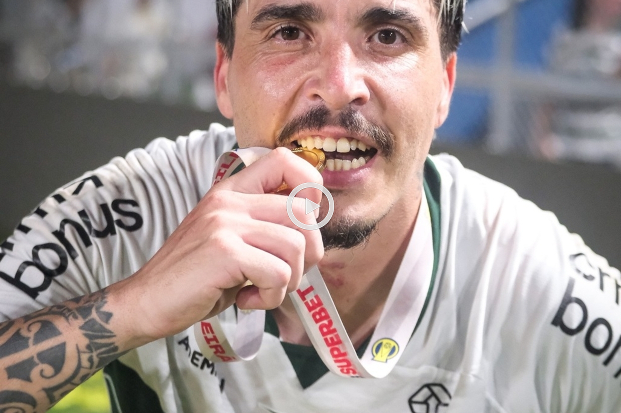 Melhor da Série B, Josué define 2025 como 'ano dos sonhos' e elogia Mozart