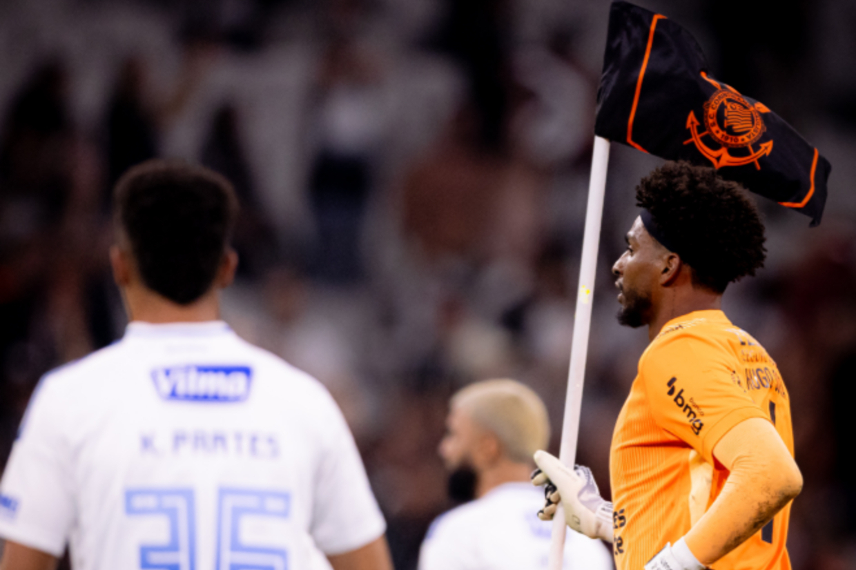 Para Hugo Souza, título da Copa do Brasil pode salvar ano 'doloroso' do Corinthians