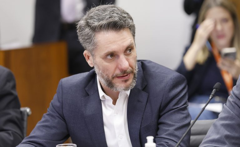 Projeto proíbe fiança e prevê prisão preventiva em caso de cárcere privado – Notícias