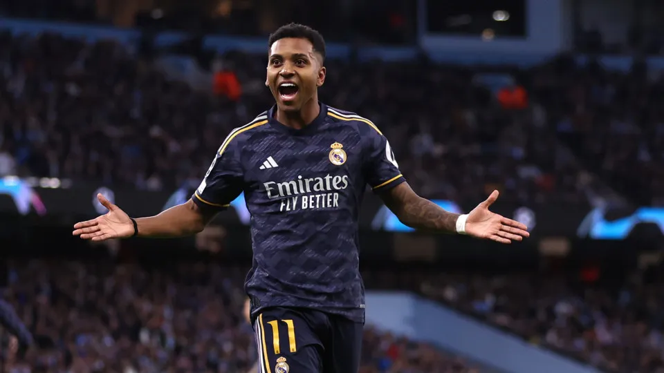 Rodrygo desencanta contra sua maior vítima e marca pelo Real após 32 jogos