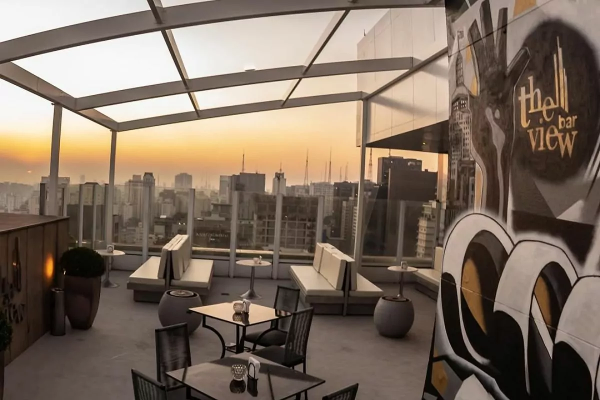 Virada de ano com open bar, menu exclusivo e a melhor vista de São Paulo